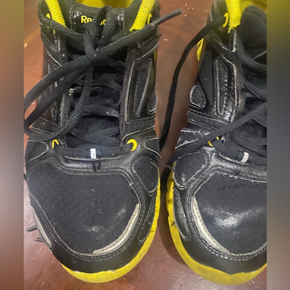 Reebok Athletic Sneakers Shoes size 4 - Picture 6 of 8